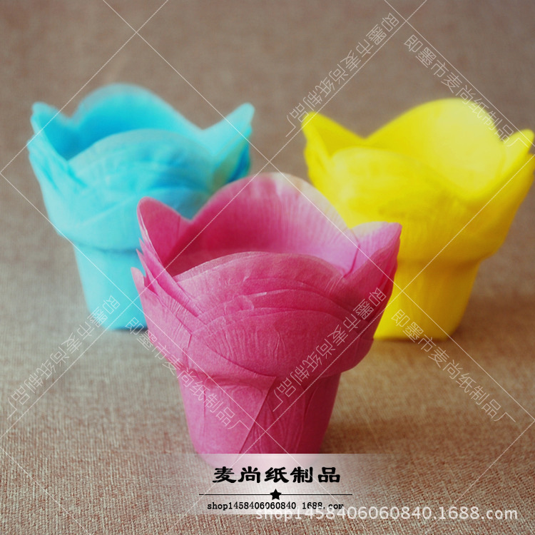 Exportar taza de papel para hornear pétalo muffin pastel taza de papel blanco pastel de loto taza de papel resistente a altas temperaturas papel a prueba de aceite