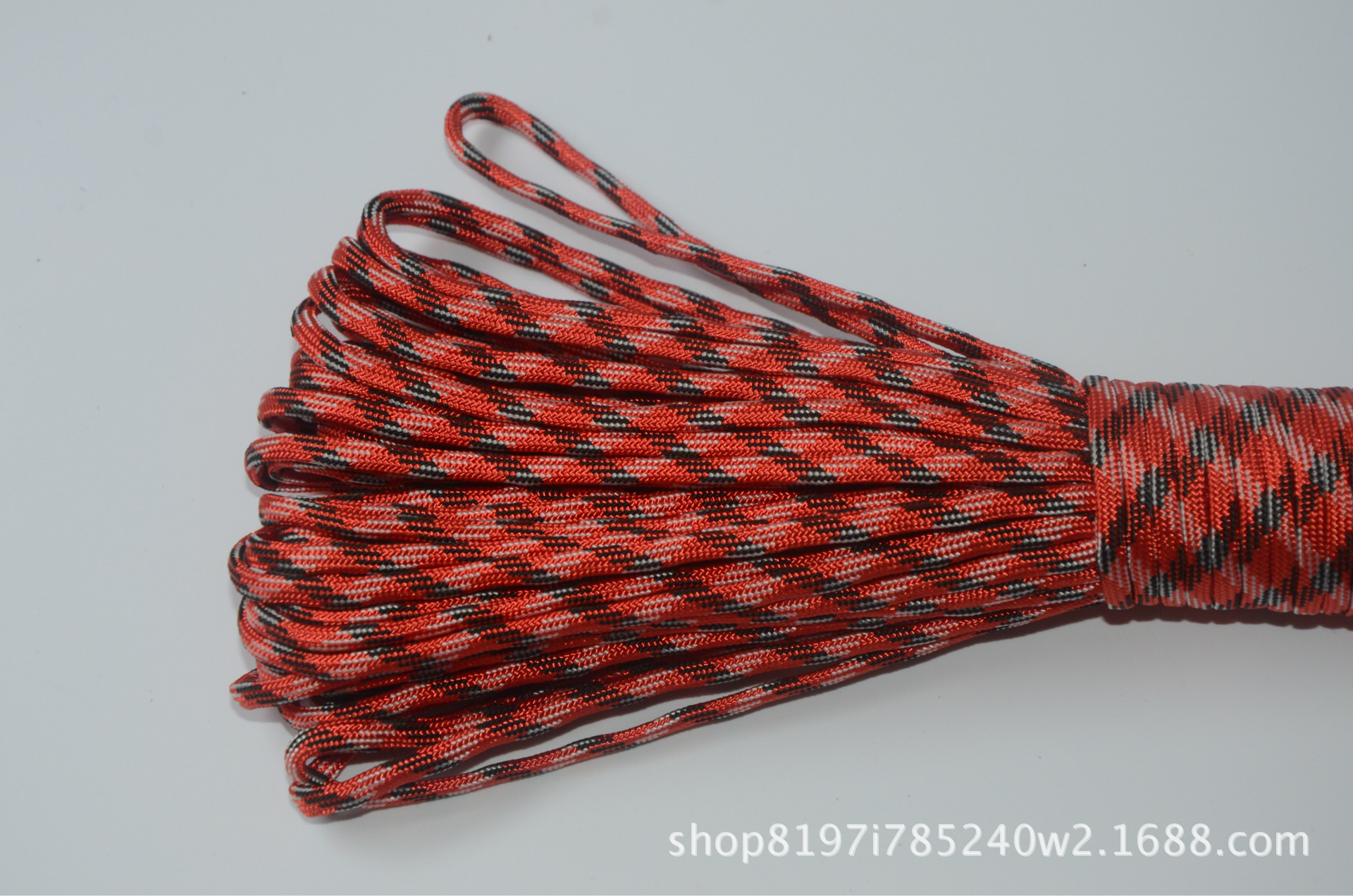 7七芯傘紐31メートル100フィート4mm屋外編みブレスレット用ひもで干しひも200色を縛る