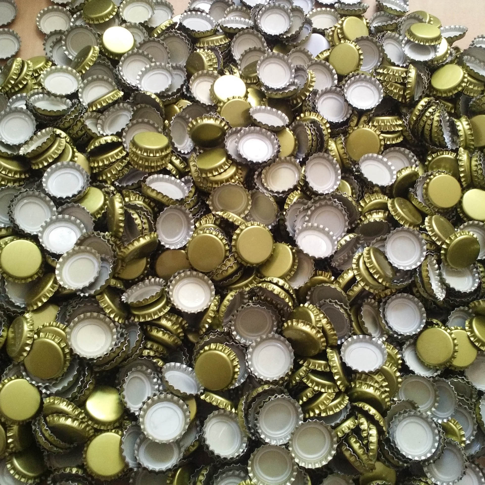 Buy quality Standard Beer Bottle Caps Crown Caps Antitheft Sealing