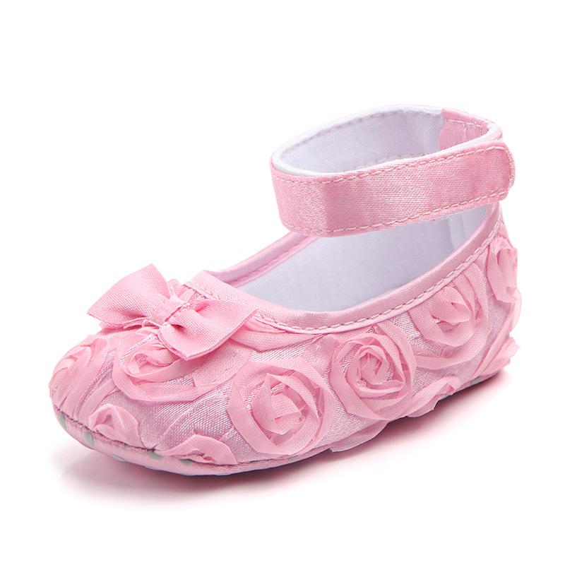 Chaussures bébé en Vêtement de soie - Ref 3436671 Image 6