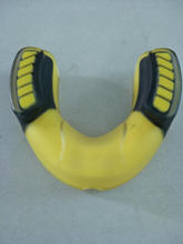 护齿牙套 护齿 散打跆拳道拳击运动护具成人专业护齿牙托防磨牙