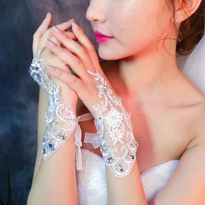 新款演出新娘婚礼结婚婚纱礼服蕾丝露指勾指手套短款立体花朵水钻