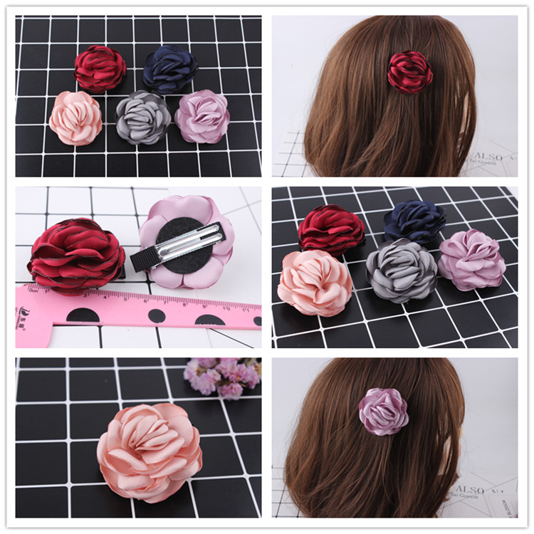 multicoloured hair accessory