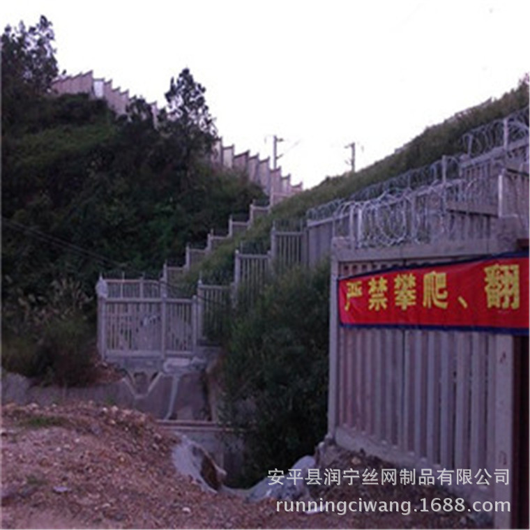 2015高铁热镀锌120刀刺滚笼和配套支架大量现货