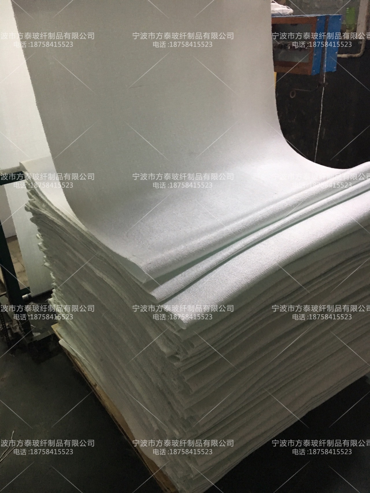 【厂家直供 价格优惠】供应中碱膨体玻布 防火布0.8-3.0mm|ru