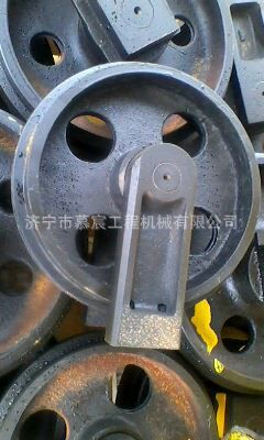 厂家供应PC200-8挖掘机引导论 拖轮  四轮一带 底盘件