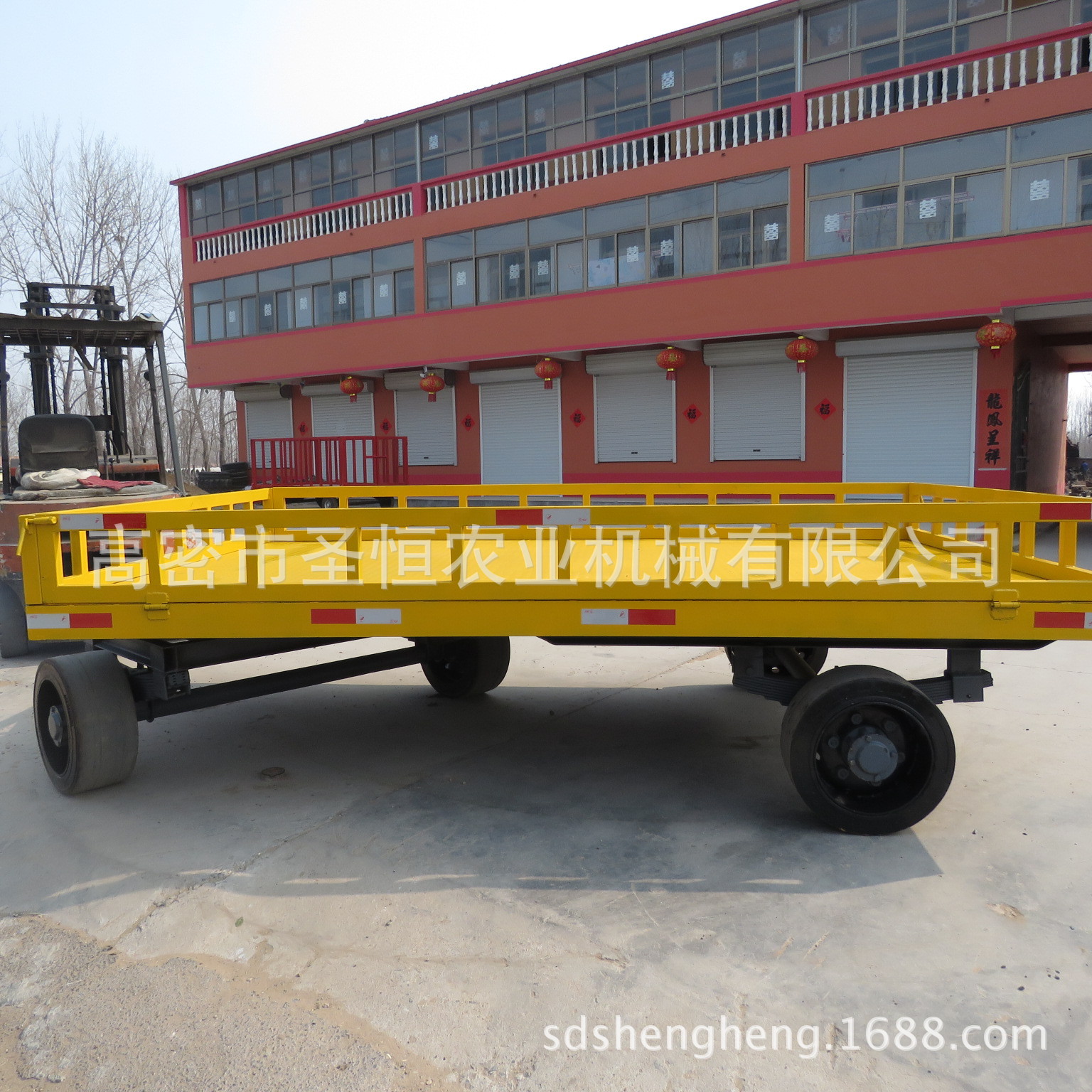 12吨重型拖车码头货物平板运输车叉车专用牵引车房车底座