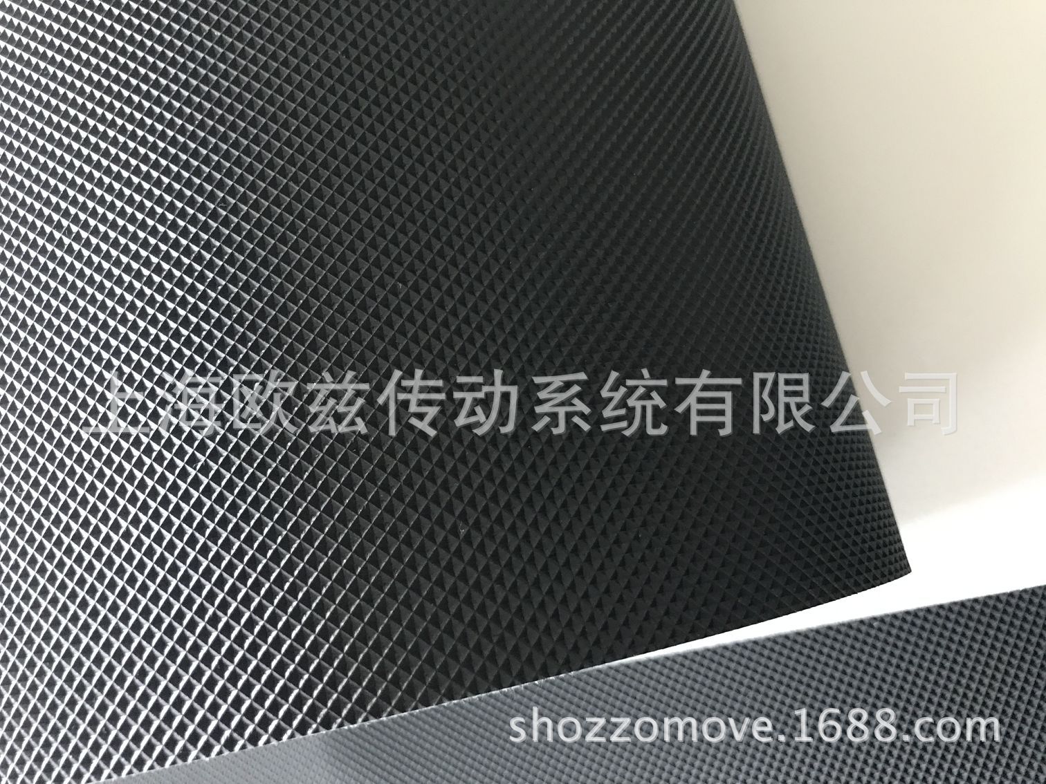 A32376A85FB6CADC7E5B58D5AC7126