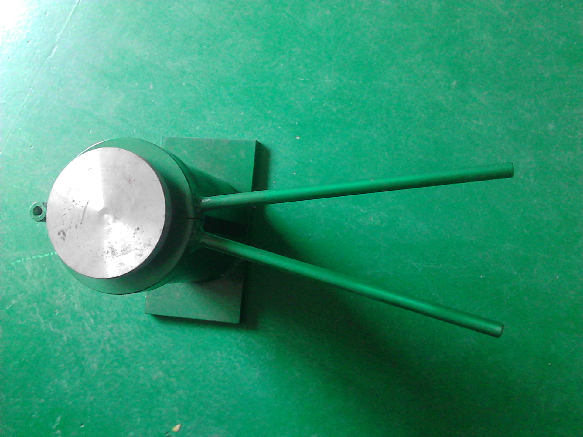 模具玛莱宝油墨罐模具压盖模具锁盖模具封口夹具