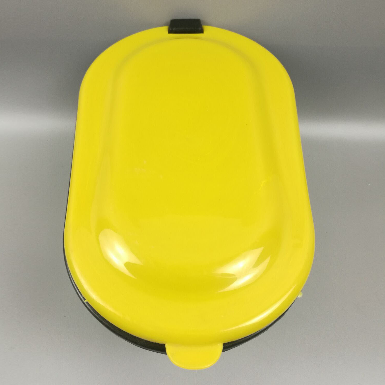 Temporary toilet for decoration company, simple plastic squat toilet for construction site, non-disposable decoration and anti-odor toilet undefined