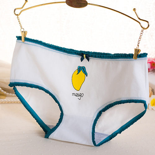 Fruit-themed Women's Underwear, Women's Pure Cotton Briefs, Mid-Rise, Student-Style, Cute Hip-Boosting Cartoon Designs for Young Girls