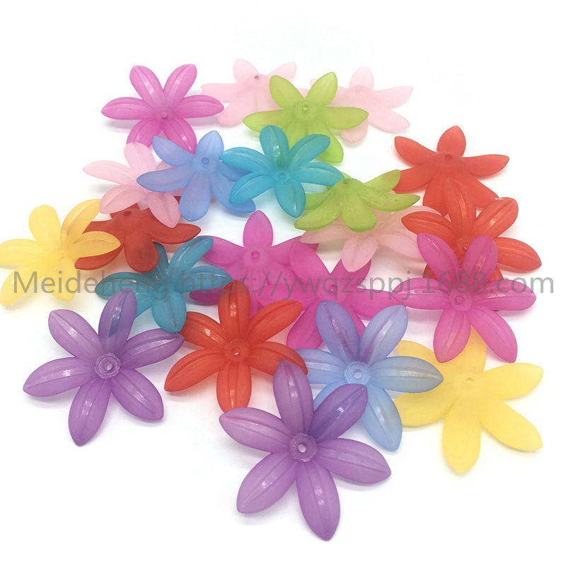 Yiwu frosted flower and leaf six-leaf flower bride's updo, handcrafted hair flowers, hair hairpins, Korean-style wedding hair accessories, earrings and accessories detail image 6