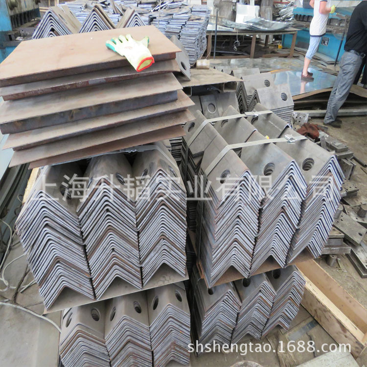 现货供应幕墙钢挂角钢  国标角钢50*50*5.0 45*45*5.0规格