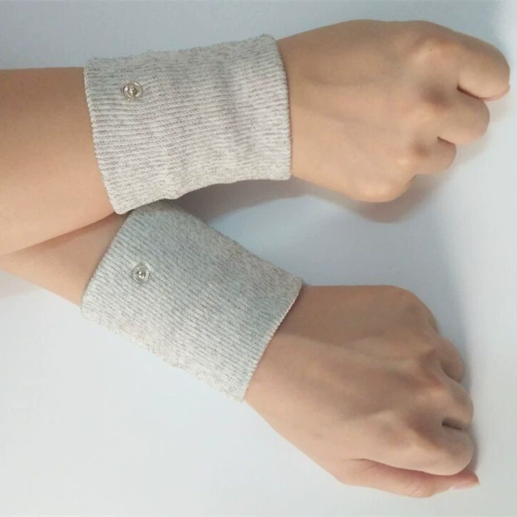 Серебряные волокна проводящей физиотерапии массаж запястья колодки электротерапии запястья наколенники оптом
