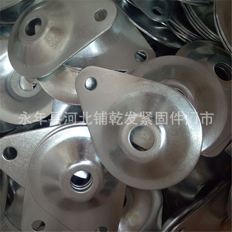 现货供应 镀锌草帽座边加长双孔三角盘脚杯垫 12*80*110*2