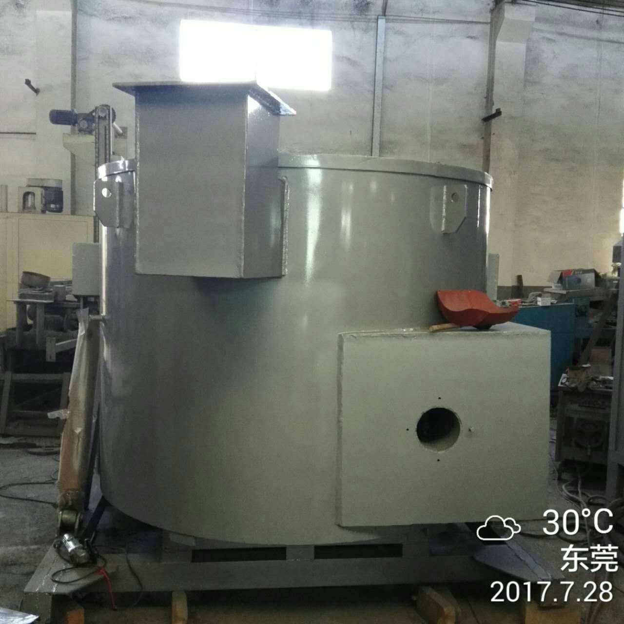 河北节能熔铝炉、500KG坩埚熔炼炉、天燃气铝合金熔化炉