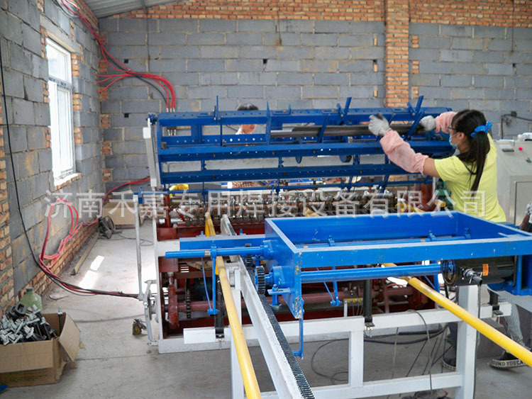 禾嘉網片焊機 (2)