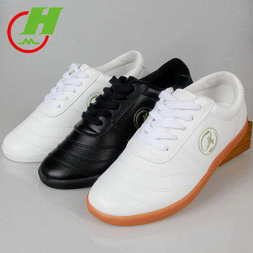 Tai chi kung fu shoes for women Soft leather soled martial arts shoes training shoes men and women sports shoes