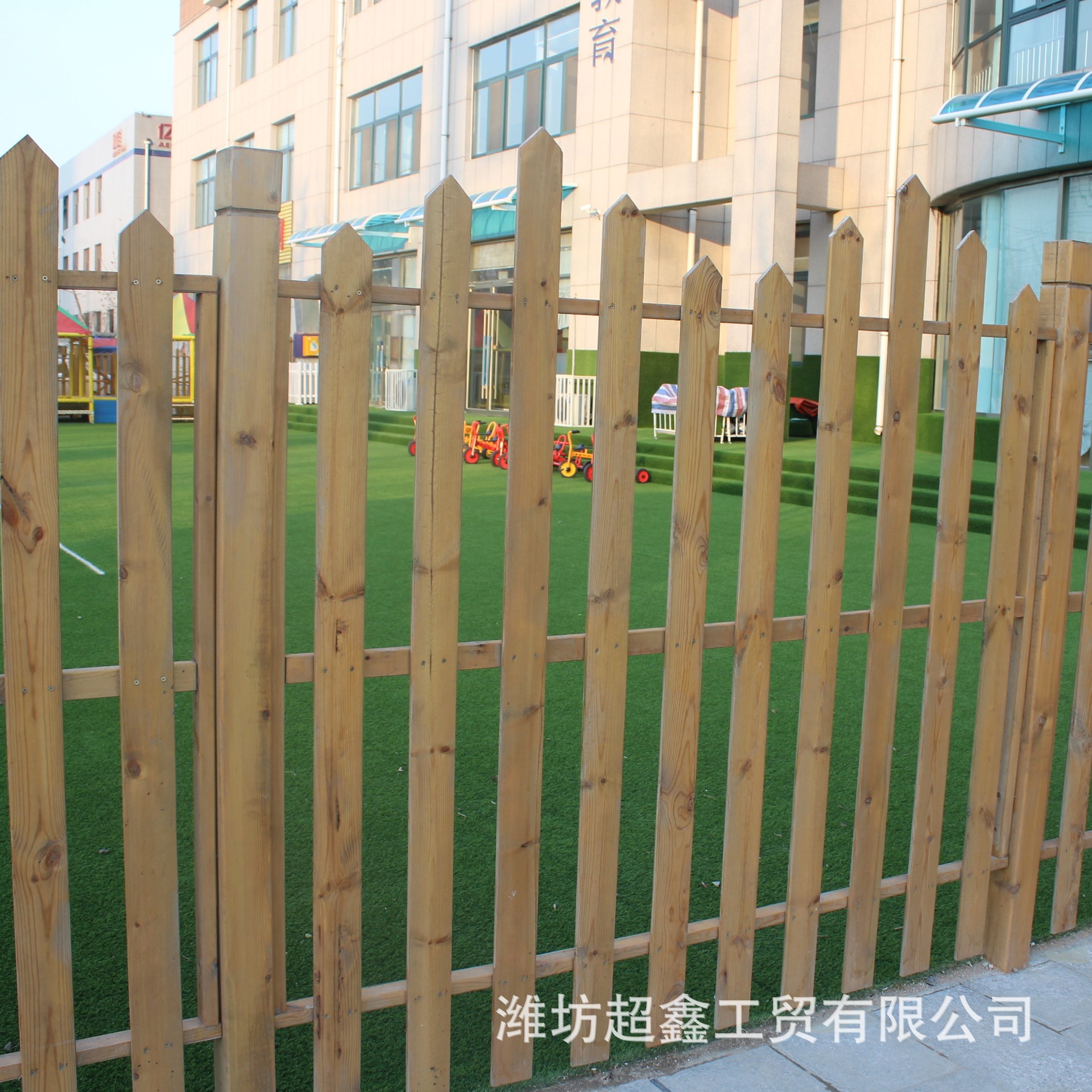 仿木围栏 户外木围栏 社区幼儿园防护隔离实木栏杆 庭院围墙护栏