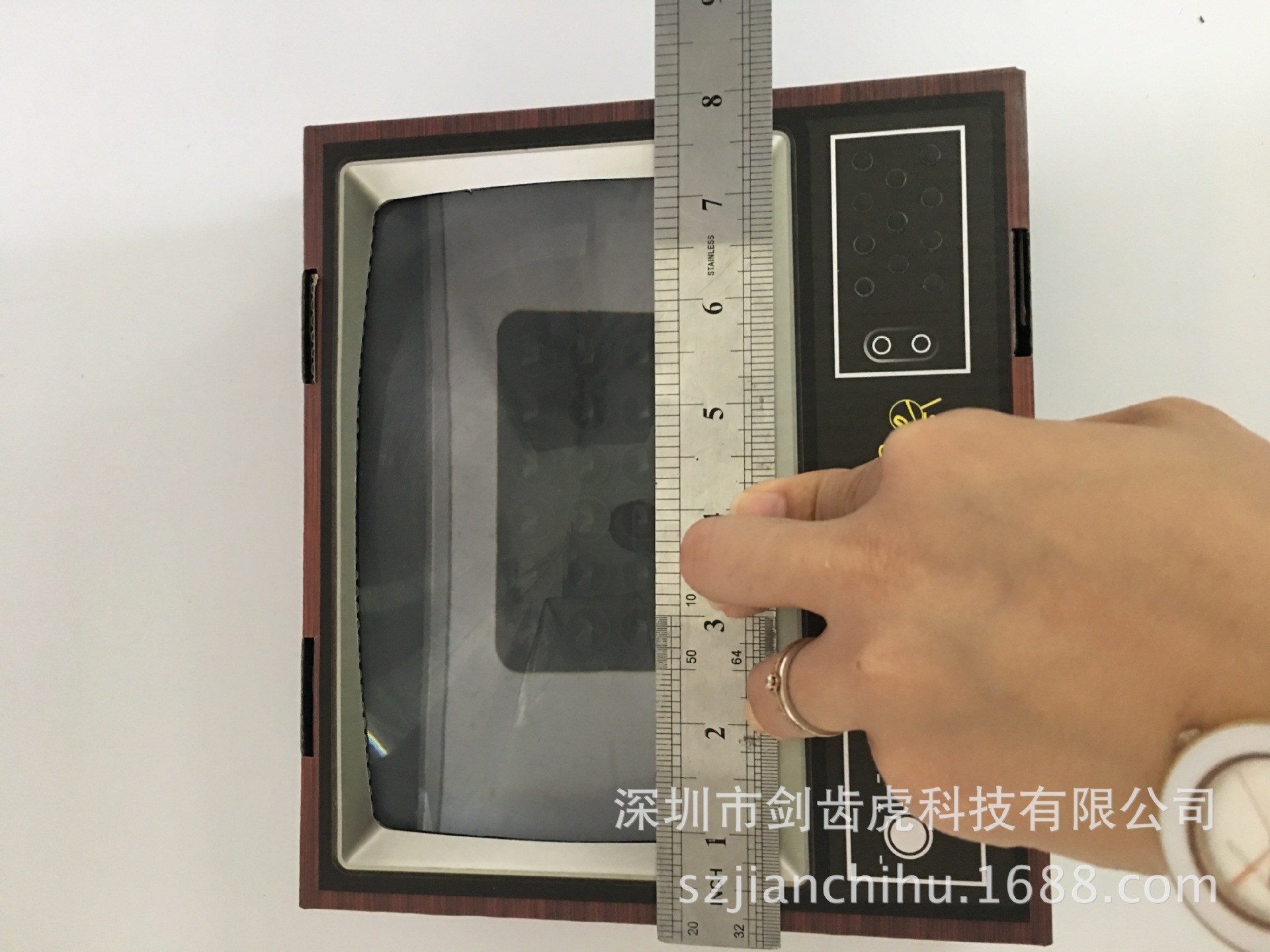 手机放大镜_手机屏幕放大器 复古小电视视频高