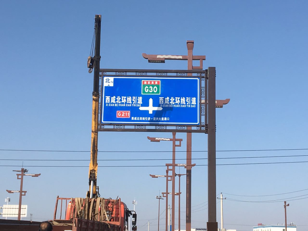 定做加工道路交通标志牌_交通指示牌 F型标牌杆地下车库指示牌-阿里巴巴