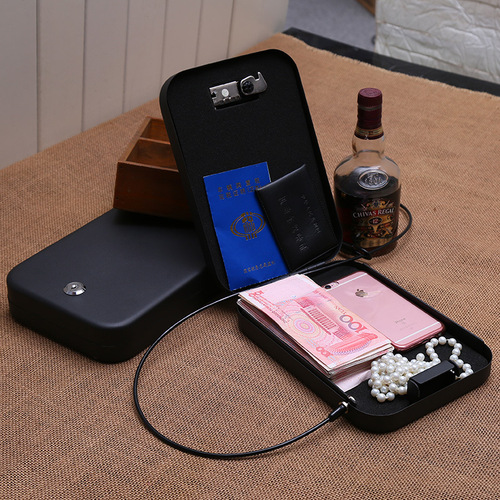Direct selling portable handgun safe jewelry treasure cash car insurance box anti-theft key box one-piece dropshipping