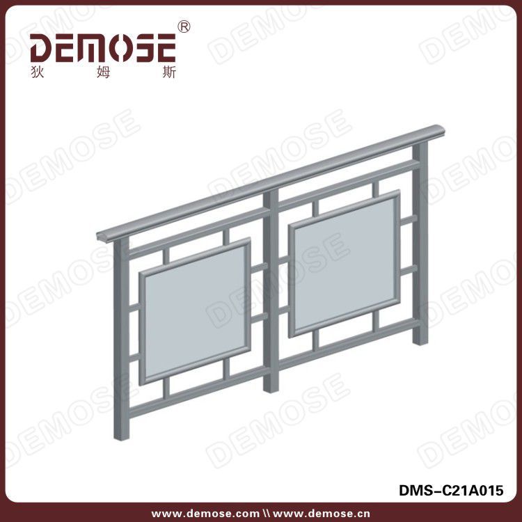 实木扶手铝玻璃栏杆，定制阳台扶手栏杆，精致铸铁玻璃栏杆