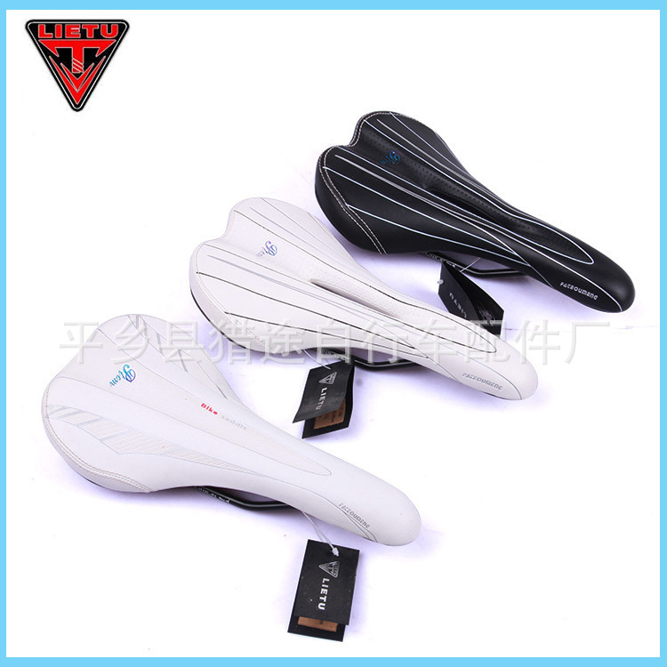 山地车鞍座厂家 1718自行车款中空舒适鞍座 骑行旅行坐垫