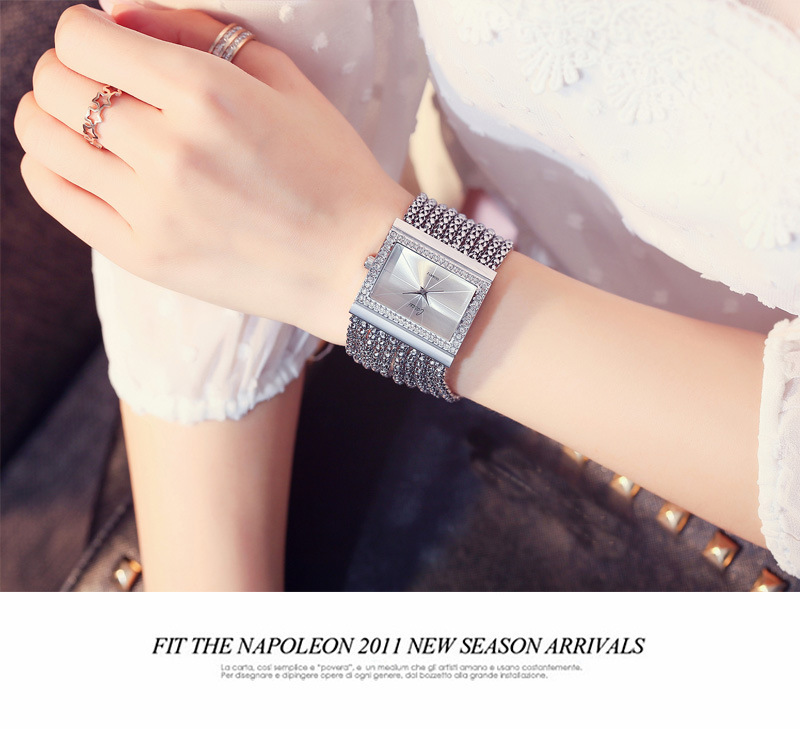 Set orologio da donna con bracciale design quadrato strass_voghion.com