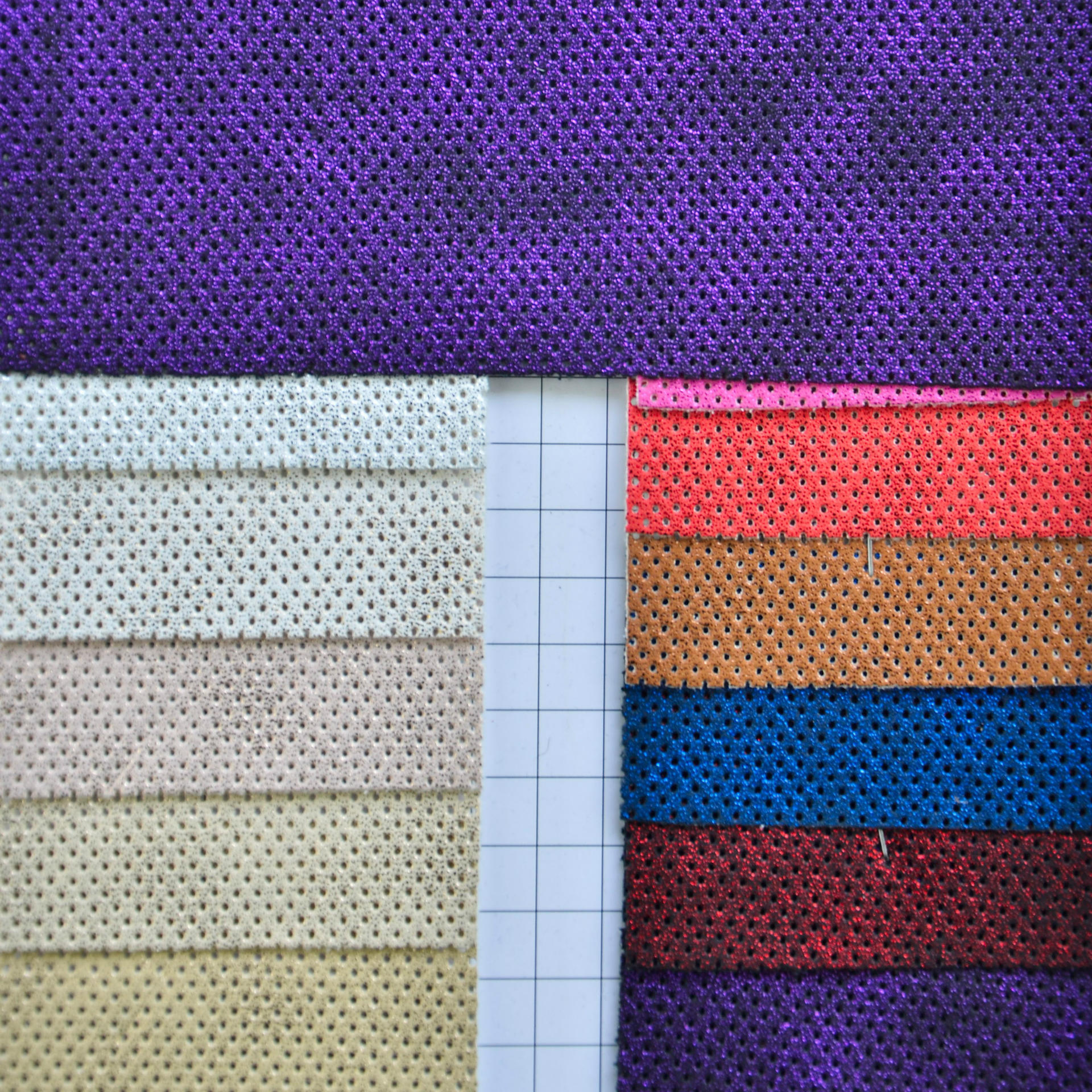 鼎茂皮革PU革金属云彩纹小圆点冲孔箱包装饰合成人造革厂DM-9017