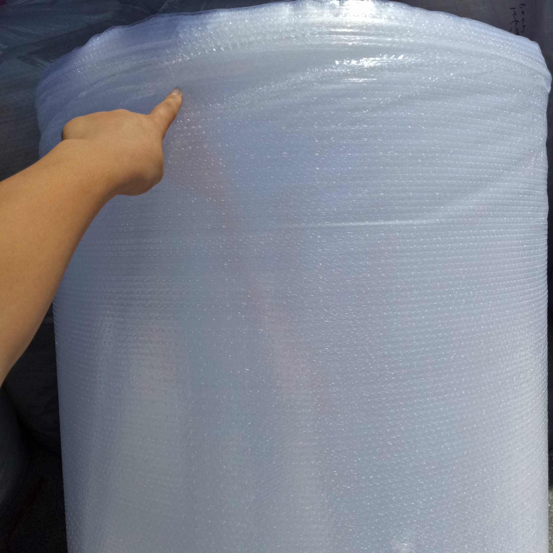 厂家直销气泡膜宽80cm长180m新料气泡垫 泡泡纸 包装泡泡棉 棉-阿里巴巴