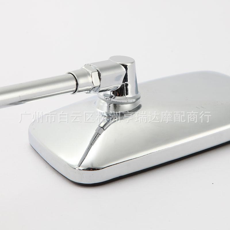 2-x-Universal-de-la-motociclet