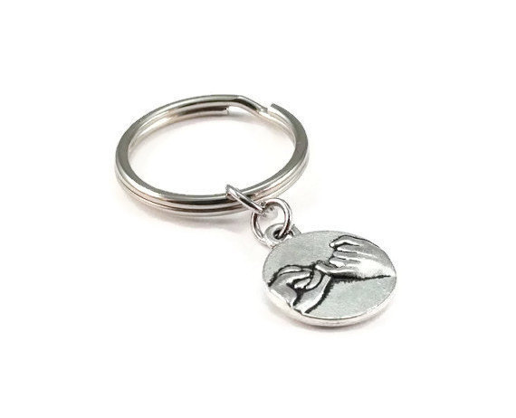 2021 new hand-held little finger promise hand-held pendant couple keychain European and American Foreign trade jewelry
