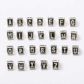 DIY饰品配件 手工串珠 混合26个字母大孔珠 三角形 亮银滴油 批发