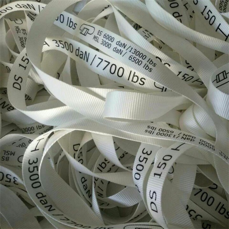 35445F121B95D3B0FD925E2DB6D704