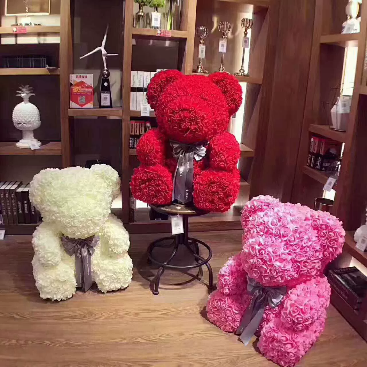 Rose bear foam eternal roses, decorative teddy gift, foam‑rose bear, sizes 23×16–70×55 cm