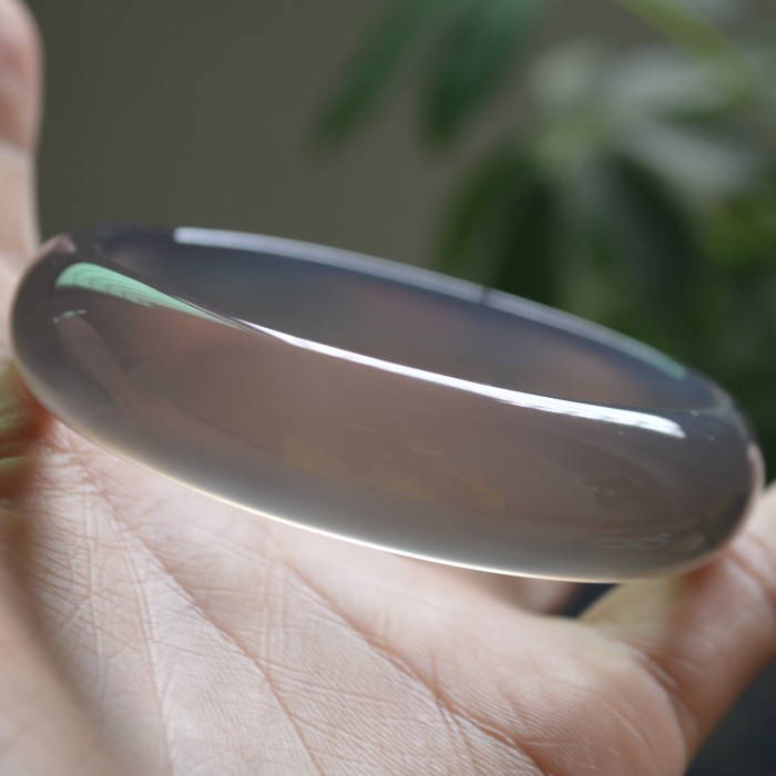 Primary color agate Bracelet Brazil grey agate Transparent fluorescence Bracelet Soot violet Chalcedony Bracelet