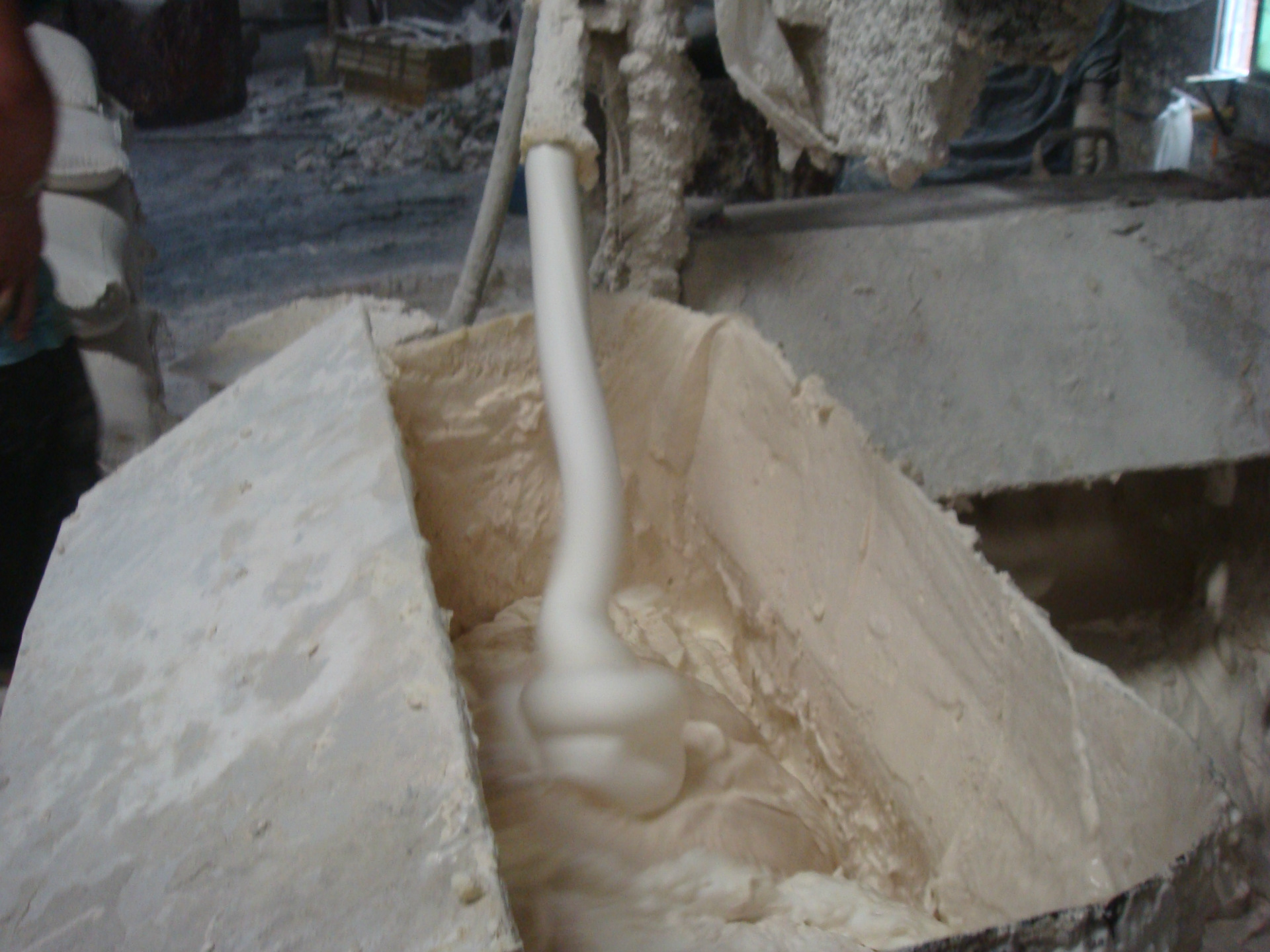 菱镁墙板发泡剂硫氧化镁轻质墙板发泡剂质量稳定发泡率高的发泡剂