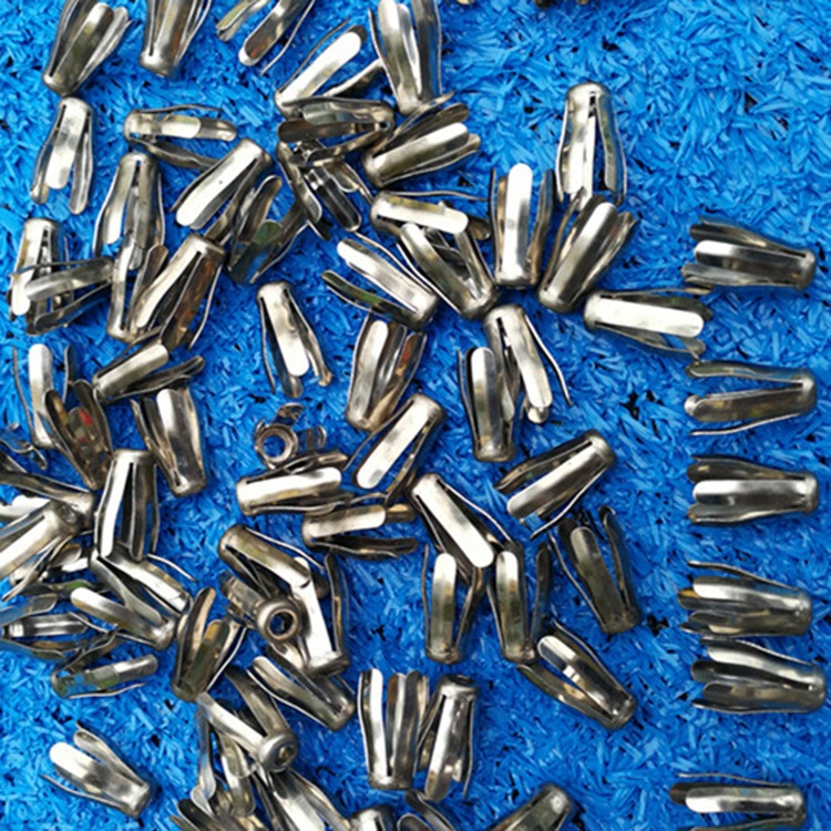 供应多种规格精密制定经久加工弹片 可制定实用五金配件花伞弹片