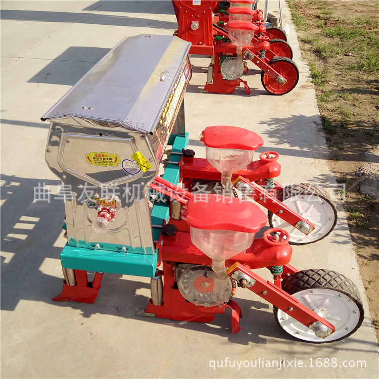 四轮悬挂式精播玉米机器 玉米免耕施肥播种机 单粒精播机 58