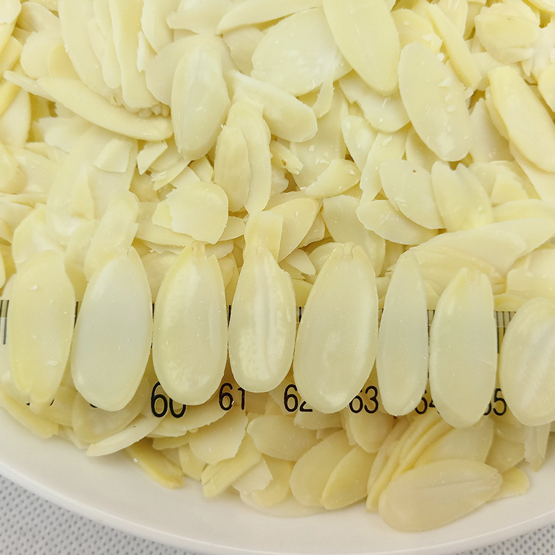 供应扁桃仁片 蛋糕点月饼西餐 烘焙原料 扁桃仁片  大杏仁薄片1KG