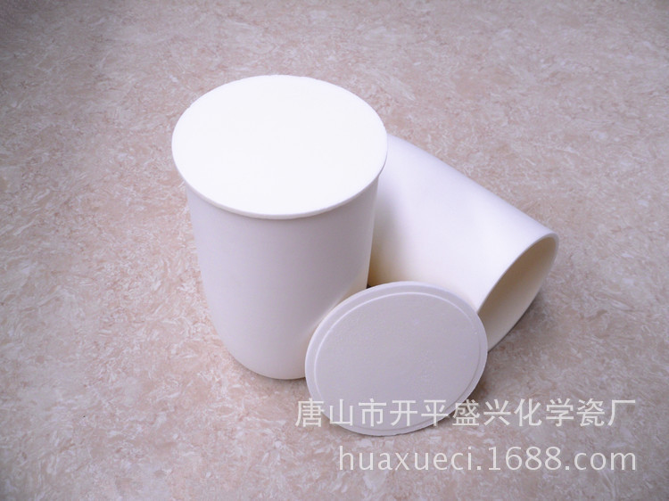 99氧化铝坩埚 85*140mm 细高形 500ml 带外扣盖子 半圆柱刚玉坩埚