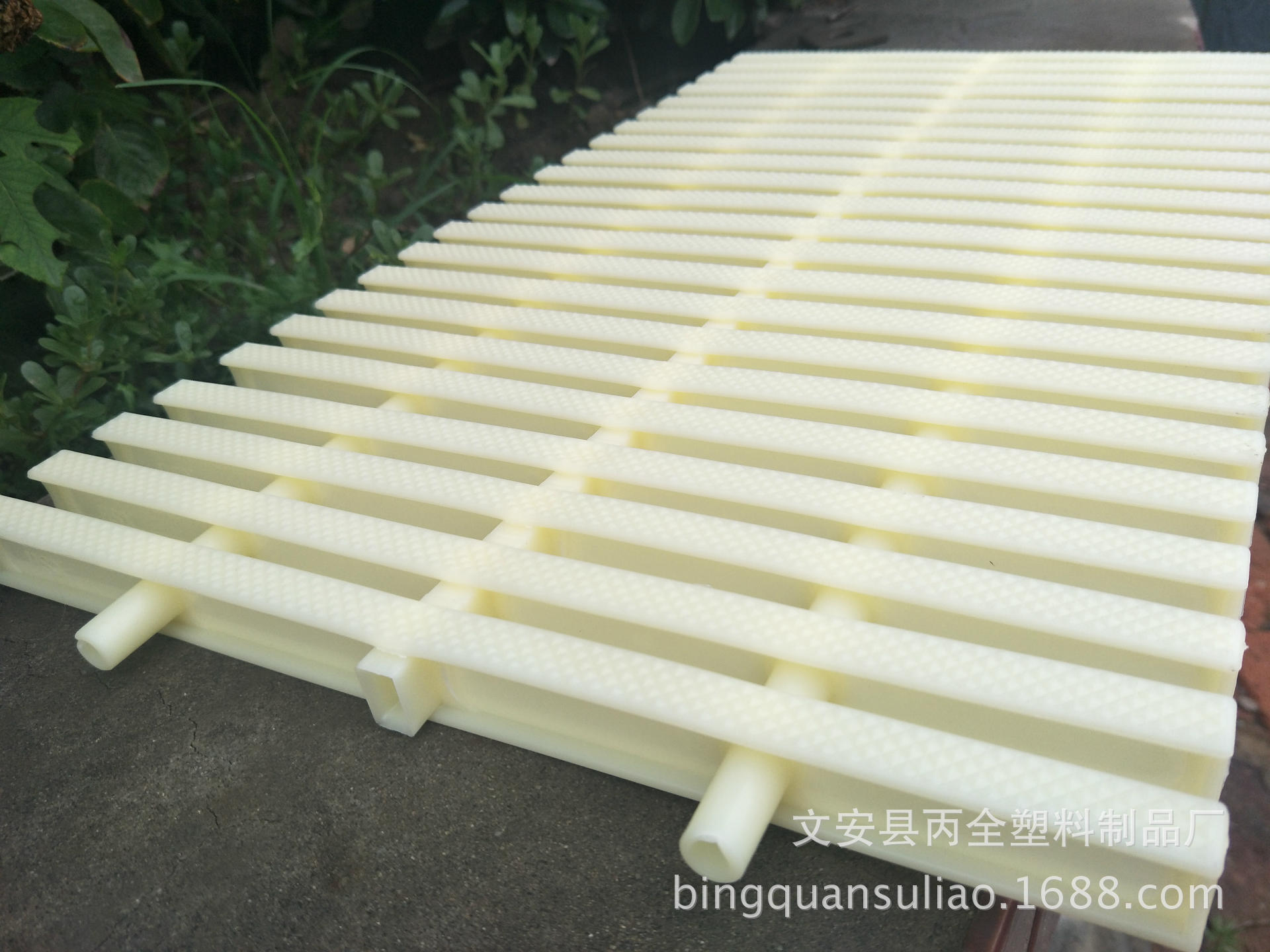 厂家批发25cm宽ABS游泳池格栅盖板塑料排水篦子溢水沟盖板