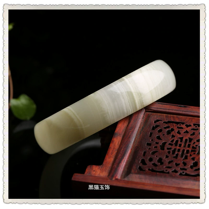 Bracelet jade, accessory