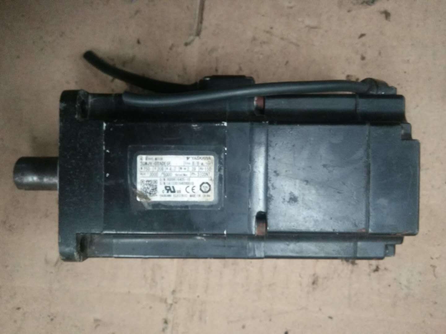 安川伺服电机 SGMJV-08ADAE6E 二手（询价）