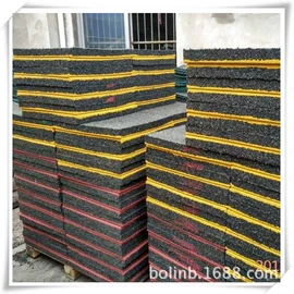 橡胶地板;农用橡胶制品;其他橡胶板