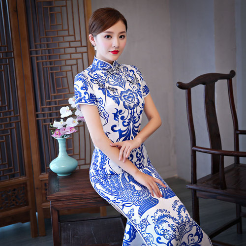 Blue and white porcelain cheongsam long cheongsam etiquette cheongsam skirt Chinese Dress Qipao for women
