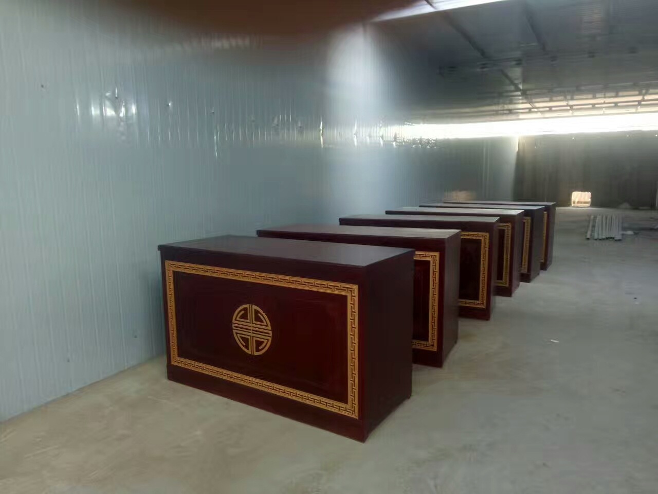 Chinese Medicine Dispensing Counter Cabinet 1500x650x900cm Camphor Pine Wood New Chinese Style Pharmacy Operation Table key features