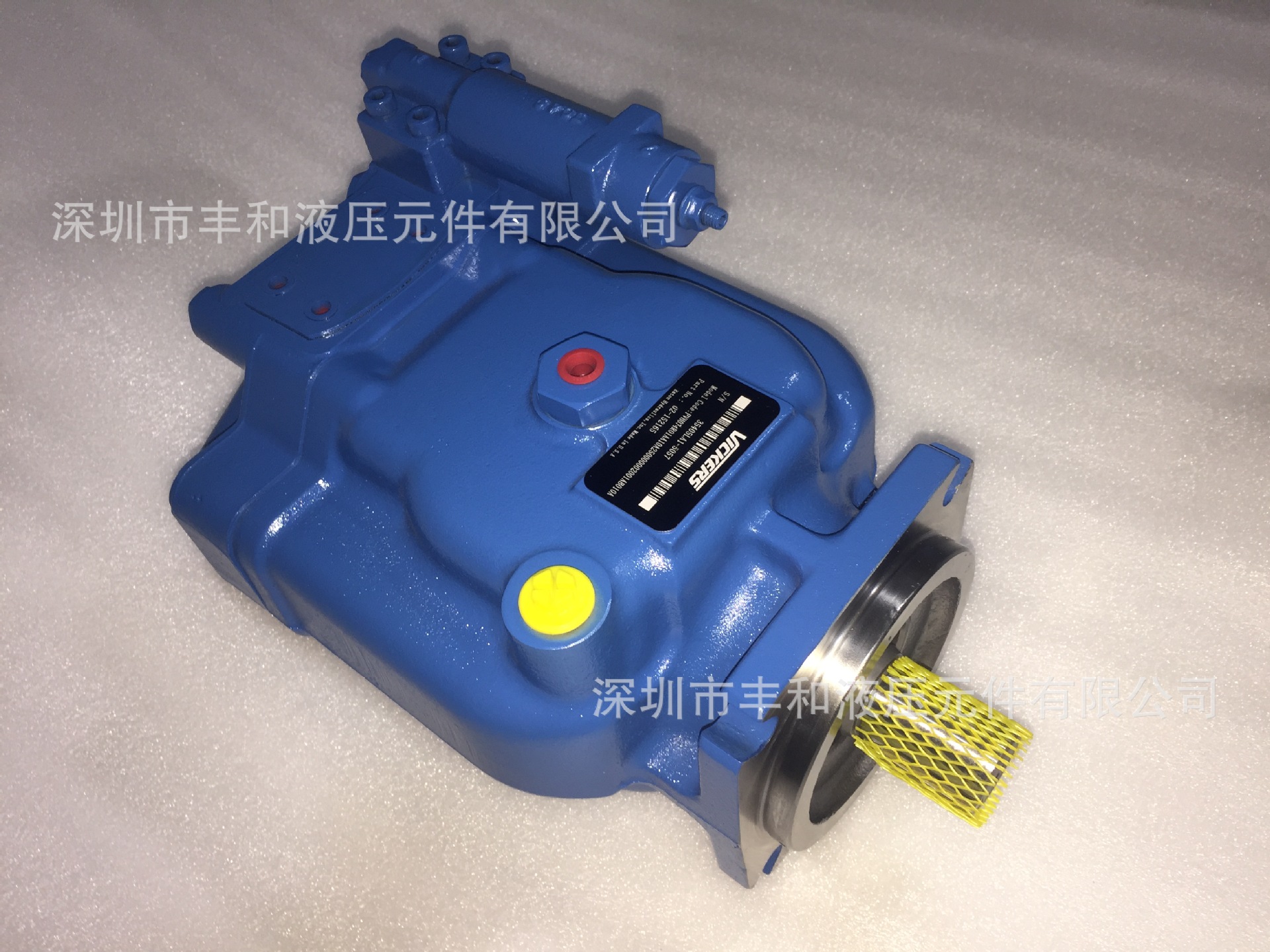 特价销售PVH74QIC-RSF-1S-10-C25-31美国威格士变量柱塞油泵