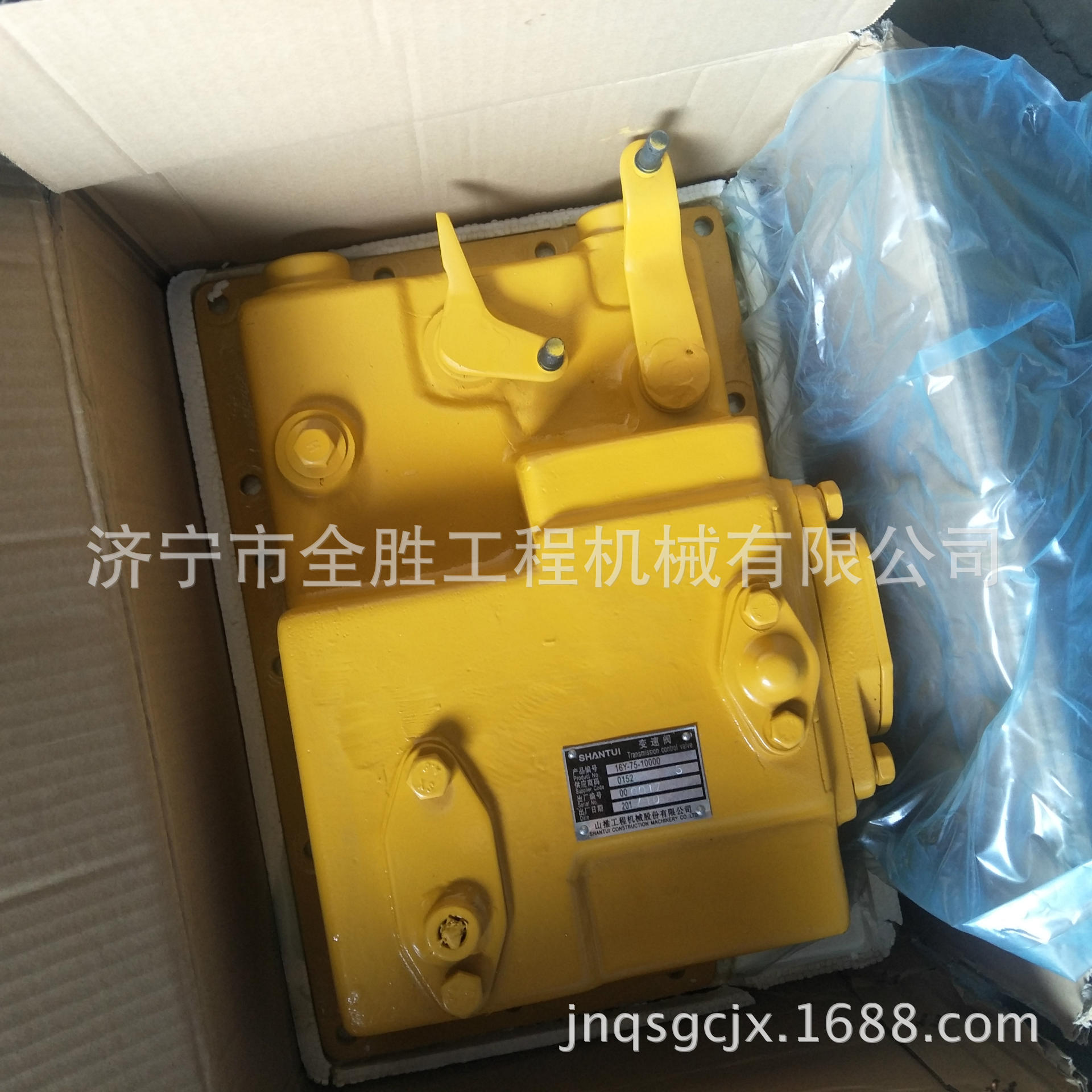 批发TY320推土机液力变矩器 变速箱操纵阀 伺服阀提升油缸